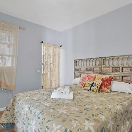 Bonita Casa Adosada En Esquina マルベーリャ エクステリア 写真